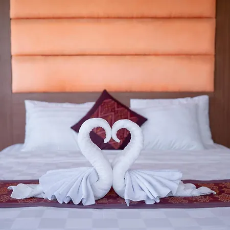 Adipana Bungalow-Balinese Room